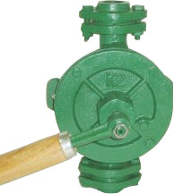 Halbrotationspumpe manuell - mit Holzgriff