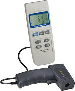 Farbanalyse-Gerät \'RGB-2000\' - Spektralbereich 400-700 nm